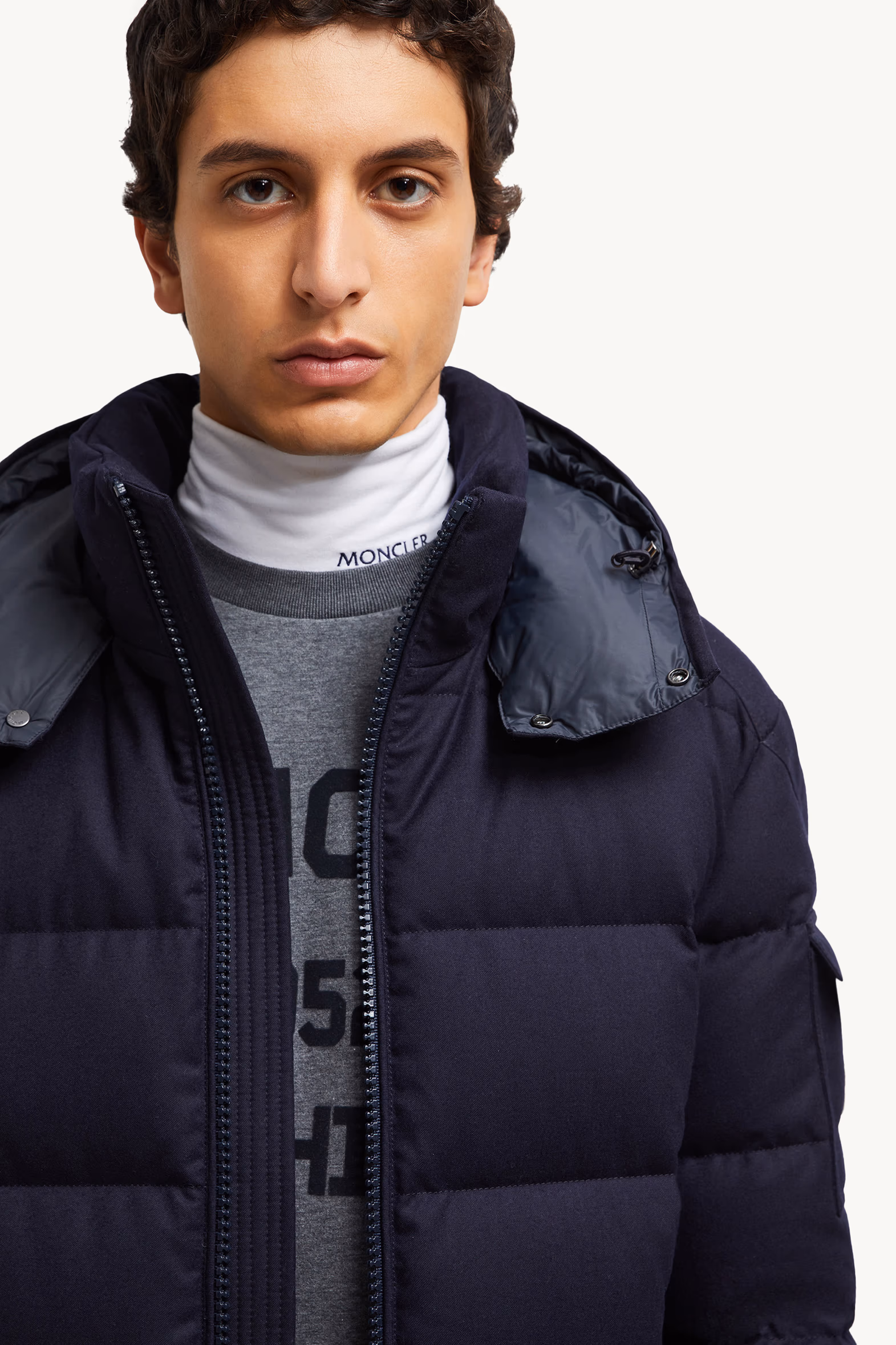 Montgenevre Hooded Wool Flannel Short Down Jacket Men Navy Blue Moncler 4